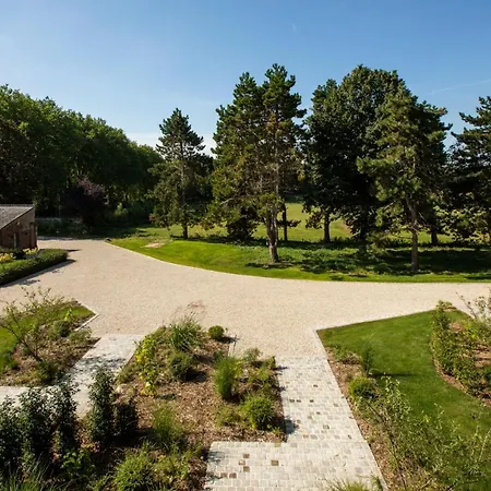 Villa Aux Petits Lapins De Sorval, Sauna Prive, Fitness Selvigny