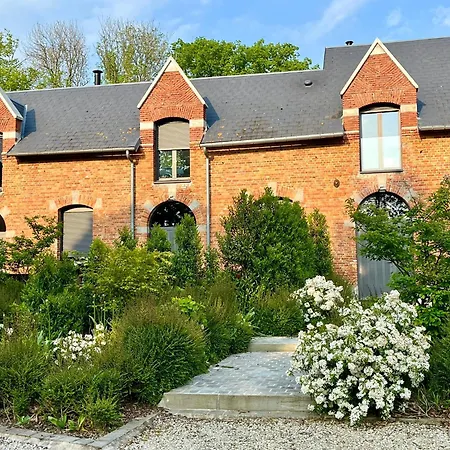 Villa Aux Petits Lapins De Sorval, Sauna Prive, Fitness Selvigny